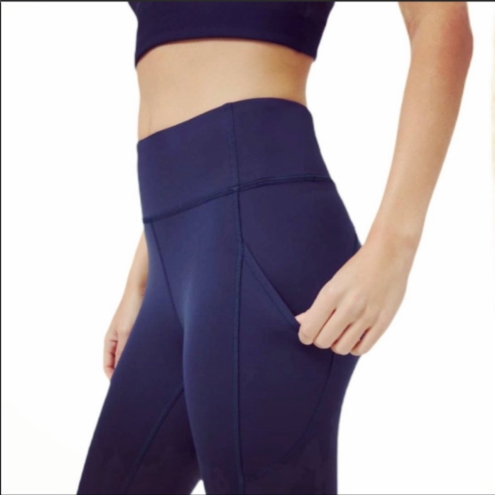 Lululemon 28” Invigorate leggings